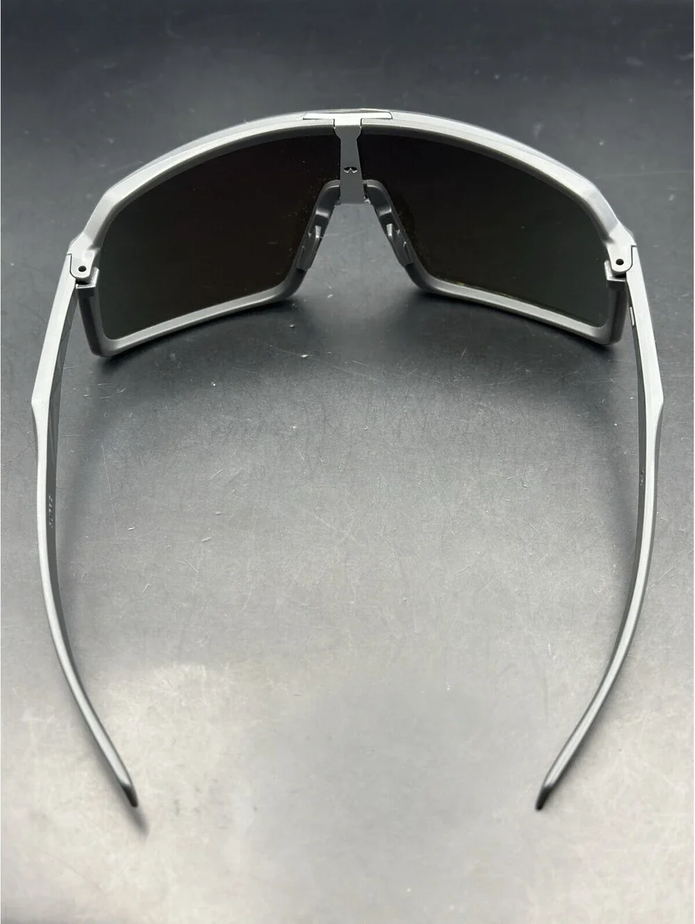 Oakley Sutro Matte Carbon w/ Prizm Sapphire Lens/(Nosepad Included)